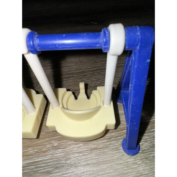 2021 Hasbro Dollhouse Double Swingset Toy - Picture 5 of 5